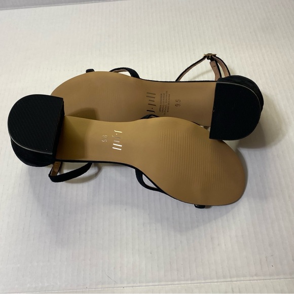 SOLD - Picture 7 of 8